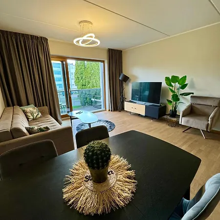 Apartment Saeaese 4-4 *